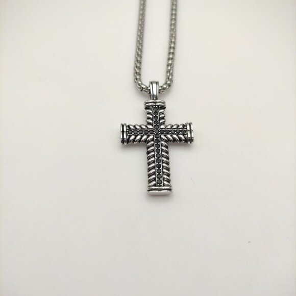 David Yurman Cross Pendant Silver Necklace - Picture 8 of 8